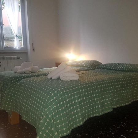 Sans Souci Apartment- In The Center Near The Beach Monterosso al Mare Exteriör bild